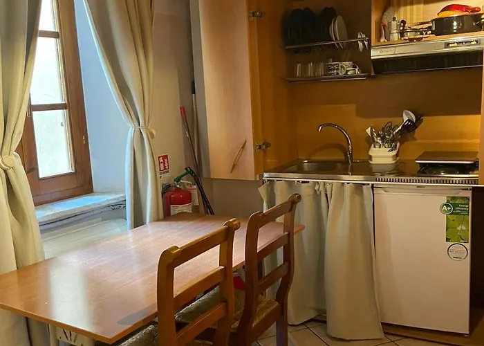 Apartment Faenza 7 *