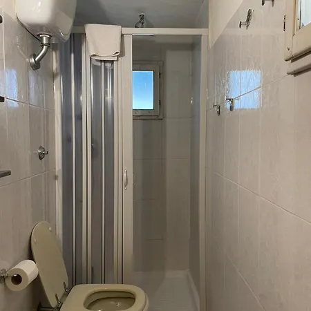 Faenza 7 * פירנצה